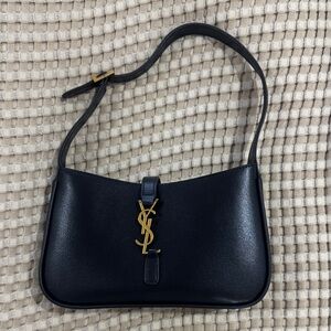 BLACK Shoulder Bag